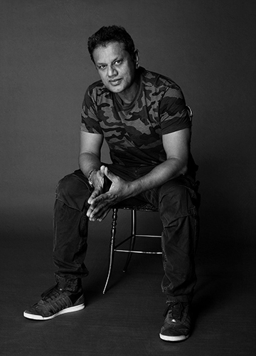 NAEEM KHAN（ナイーム カーン）