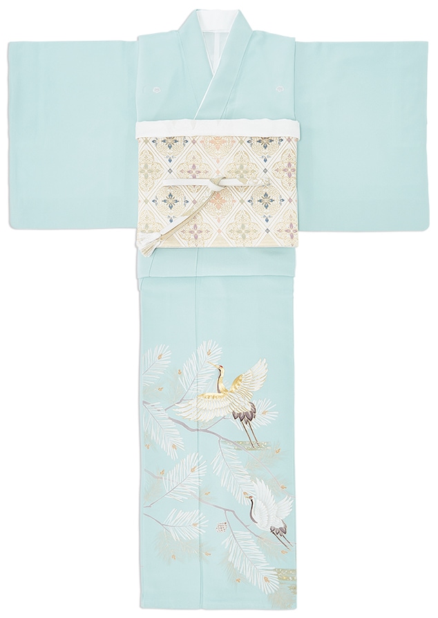 結婚式でご親族にお召しいただく色留袖