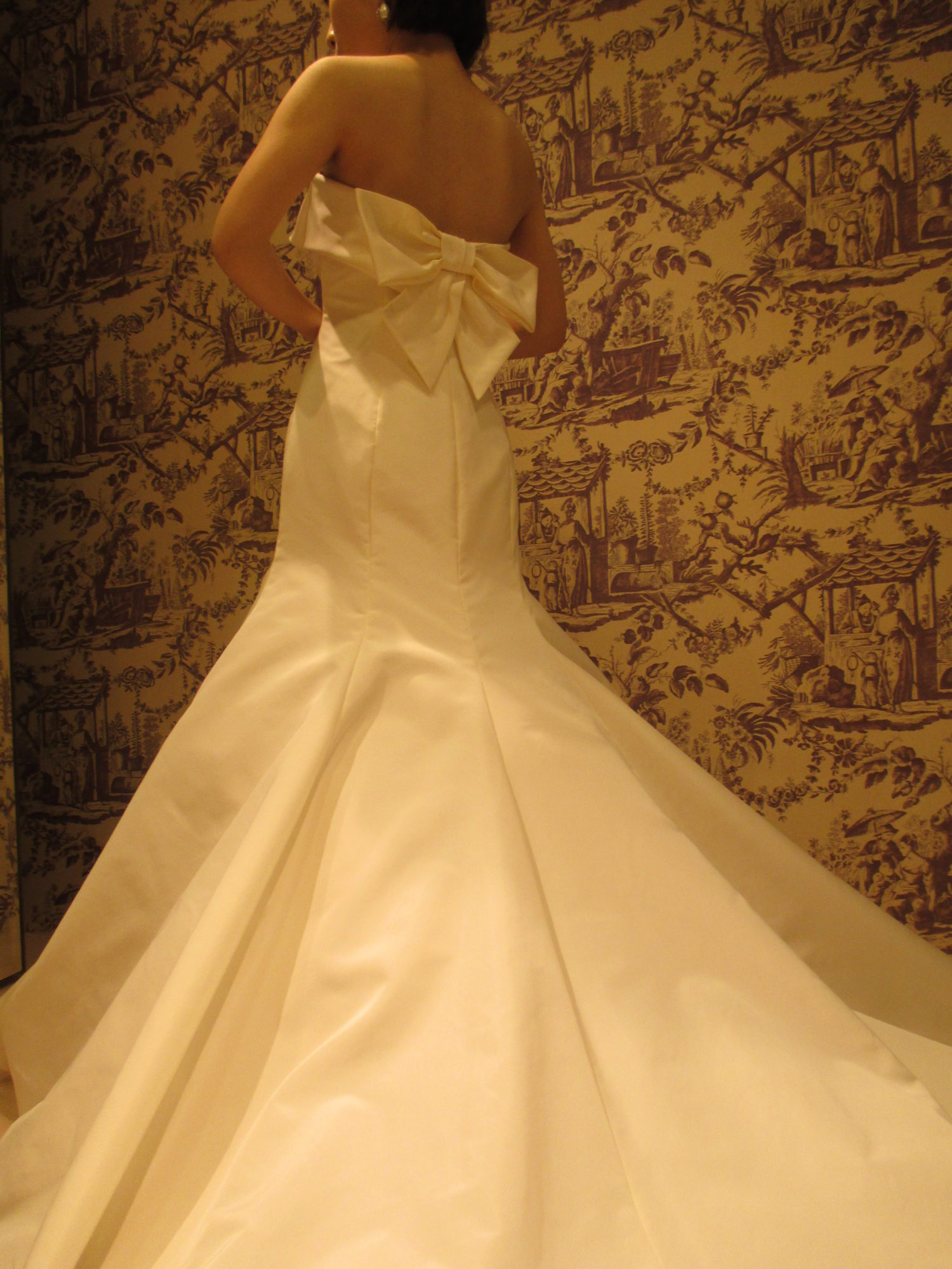 バックスタイル リボン