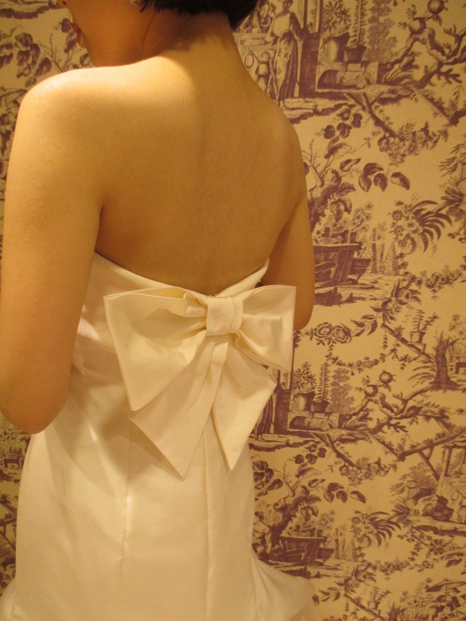 バックスタイル リボン