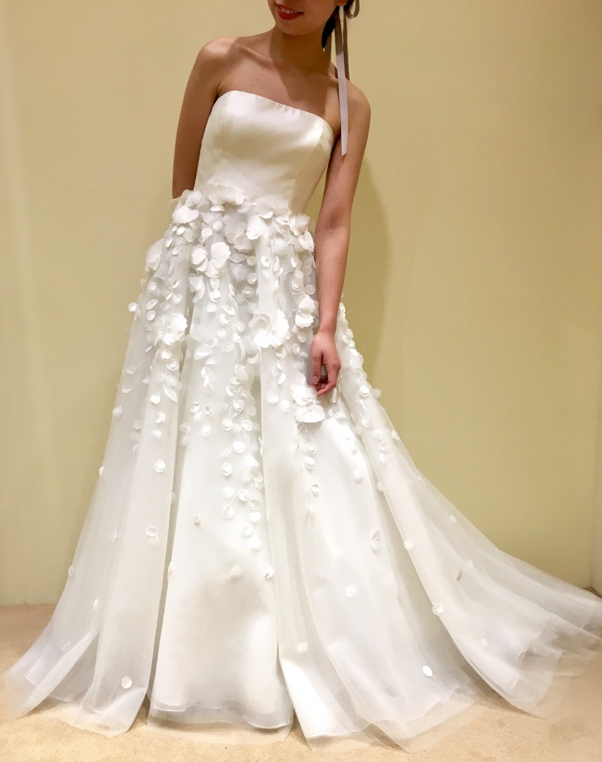 レラローズ ウエディングドレス