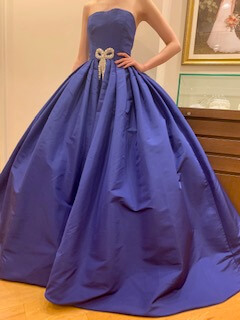 リームアクラ ブルー ドレス