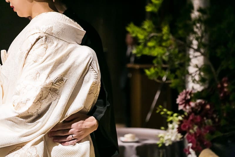 REEM ACRA(リーム・アクラ)のAラインをお召しになった花嫁様の披露宴の様子