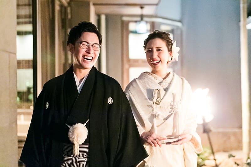 REEM ACRA(リーム・アクラ)のAラインをお召しになった花嫁様の披露宴の様子