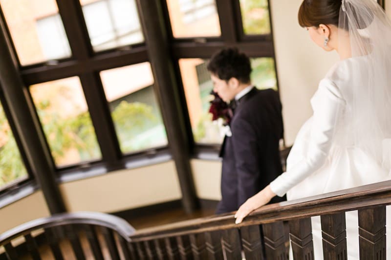 REEM ACRA(リーム・アクラ)のAラインをお召しになった花嫁様の披露宴の様子