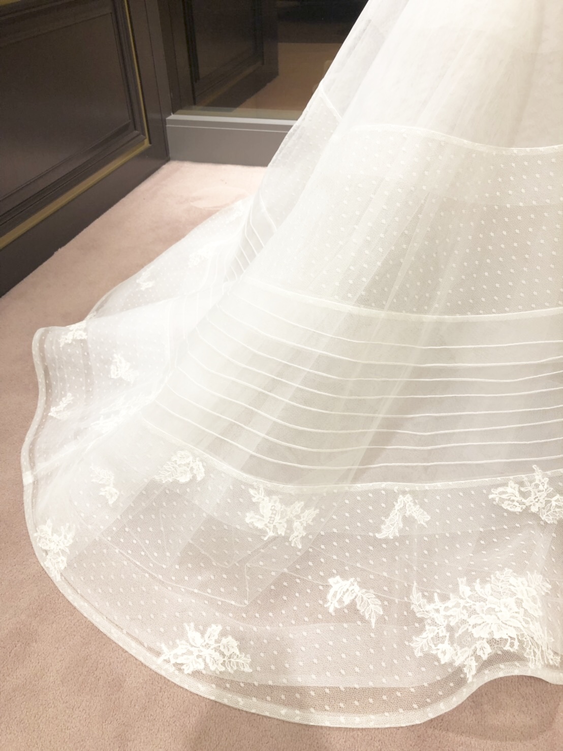 新作 ドレス トリート