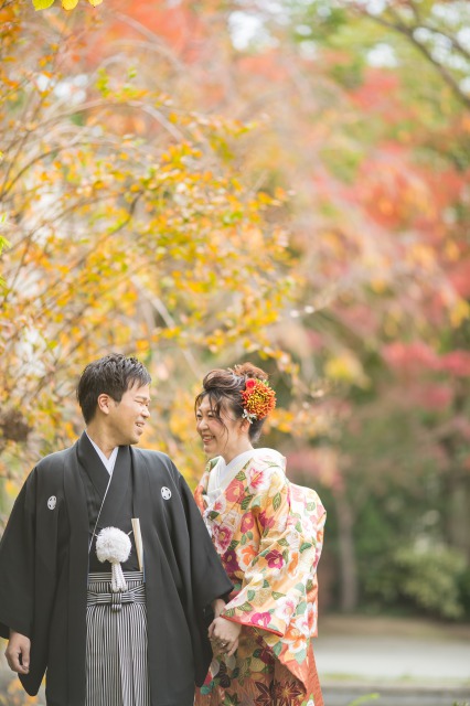 紅葉に映えるザ・トリート・ドレッシング和装