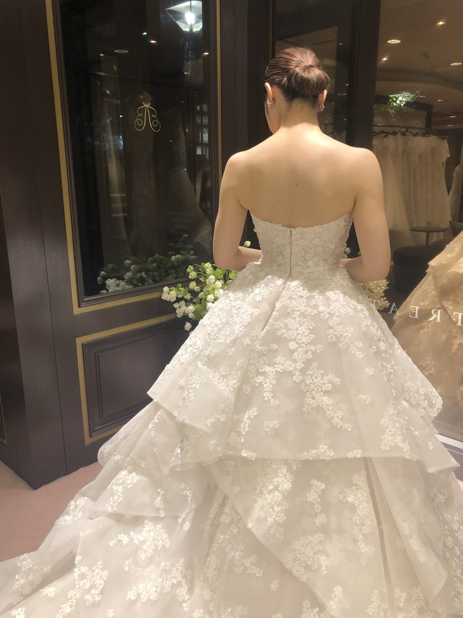 Monique Lhuillier新作ウェディングドレス