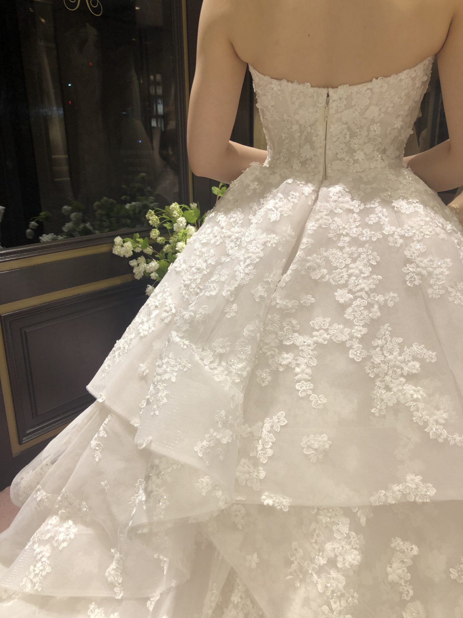 Monique Lhuillier新作ウェディングドレス