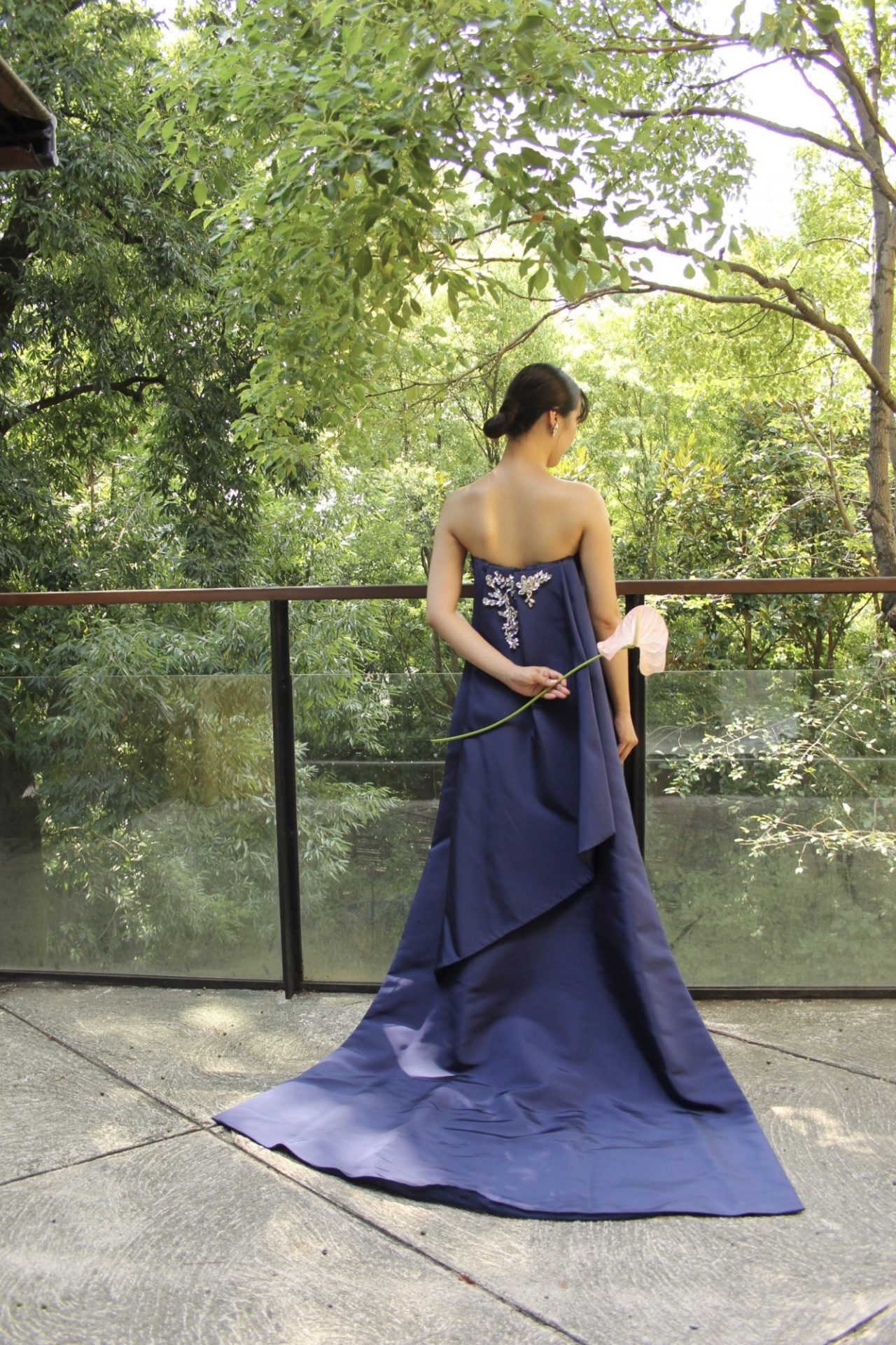 ザナンザンハウスにオススメのブルーのカラードレスのご紹介