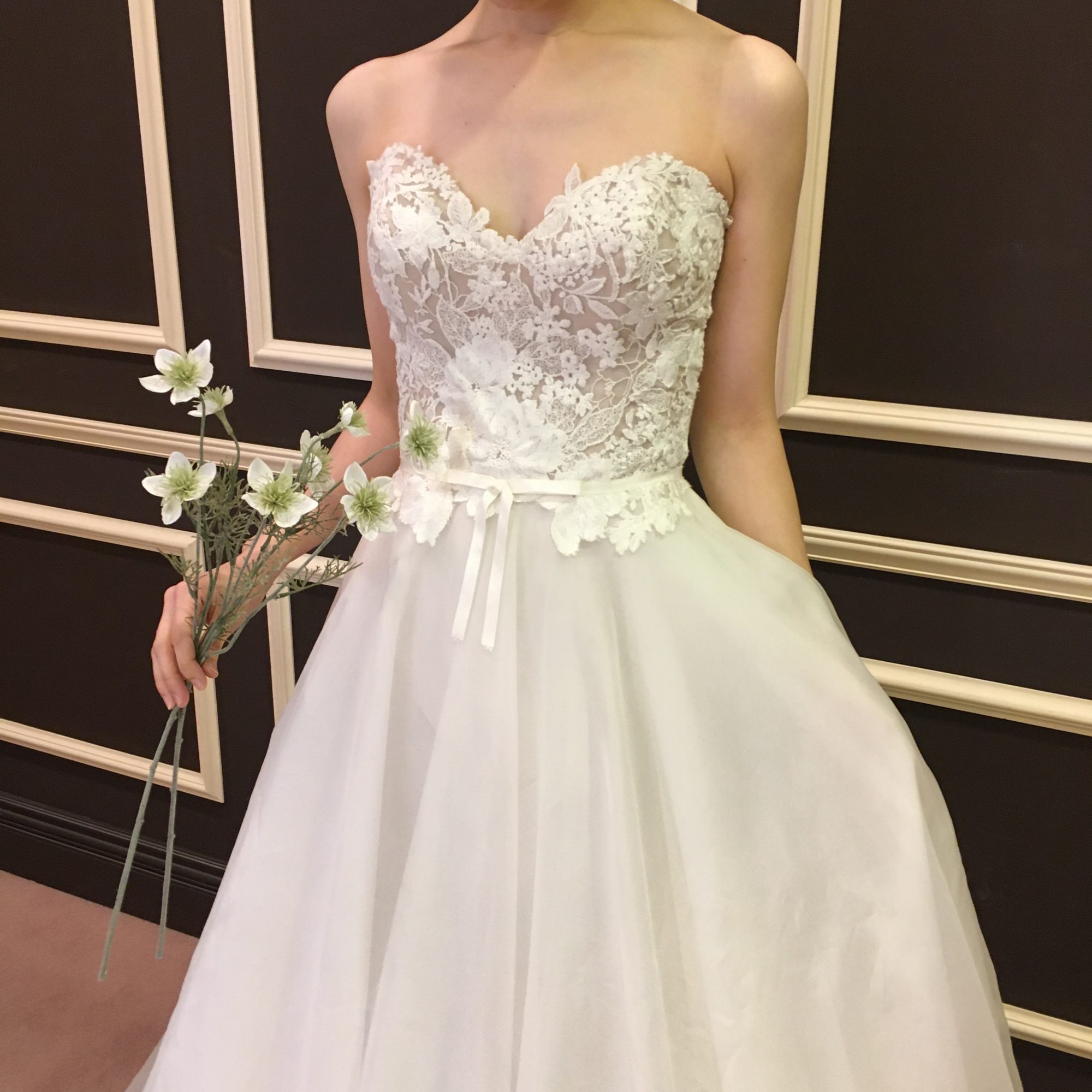 ウェディングドレス Aライン