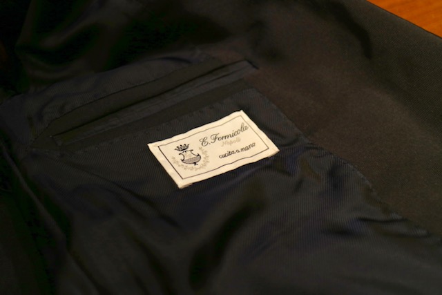 ザトリートドレッシングにてお取り扱いをしている、エリコフォルミコラの販売タキシードのご紹介