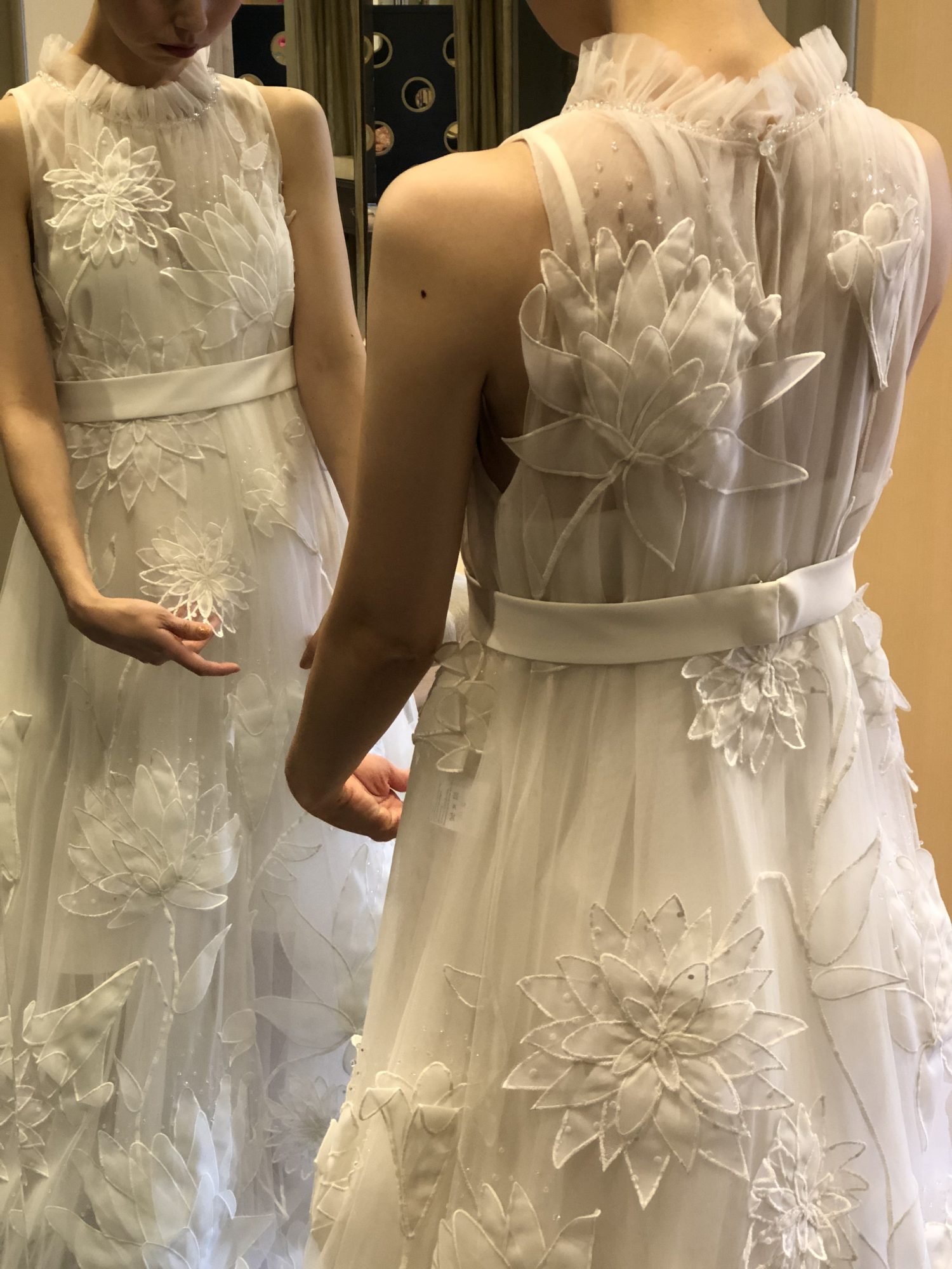 ウェディングドレス