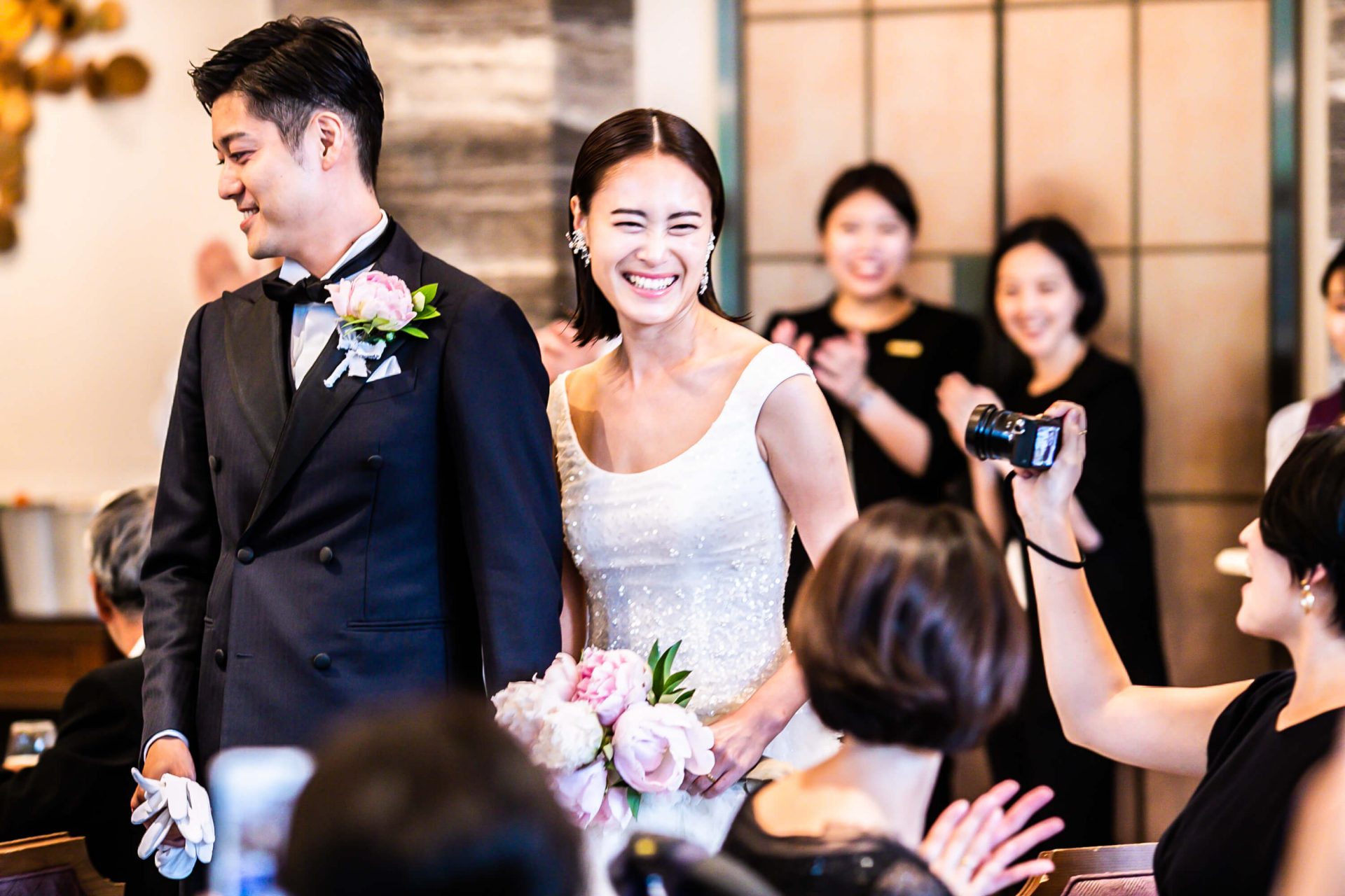 お色直しにぴったりなリームアクラの華やかなドレス