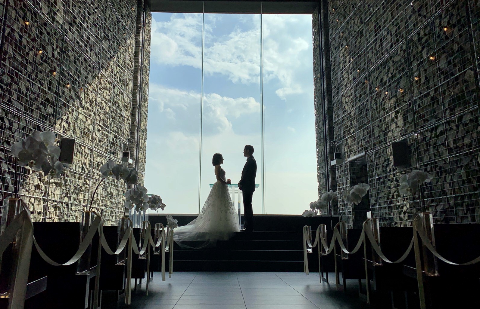 神戸の北野に佇む、北野クラブソラの天空のチャペル