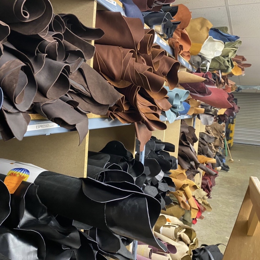 ザトリートドレッシングにてお取り扱いをしている上品でクラシカルなエドワードグリーンのメンズシューズ