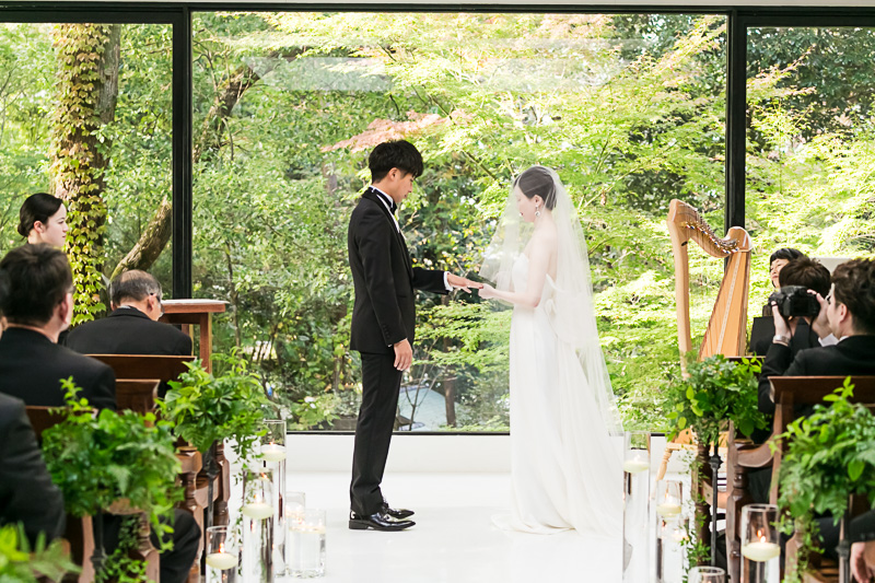 ザナンザンハウスで人前式を行われたお二人