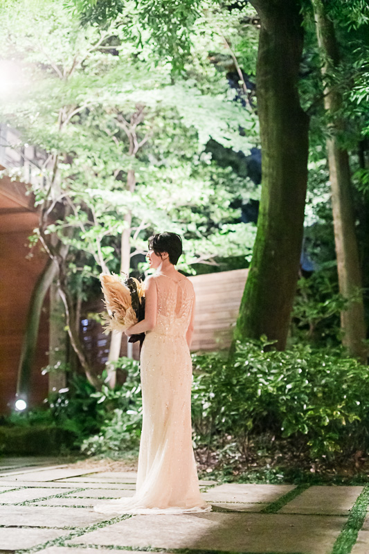 ザトリートドレッシングで人気のジェニーパッカムのウエディングドレスをお召になられたご新婦様