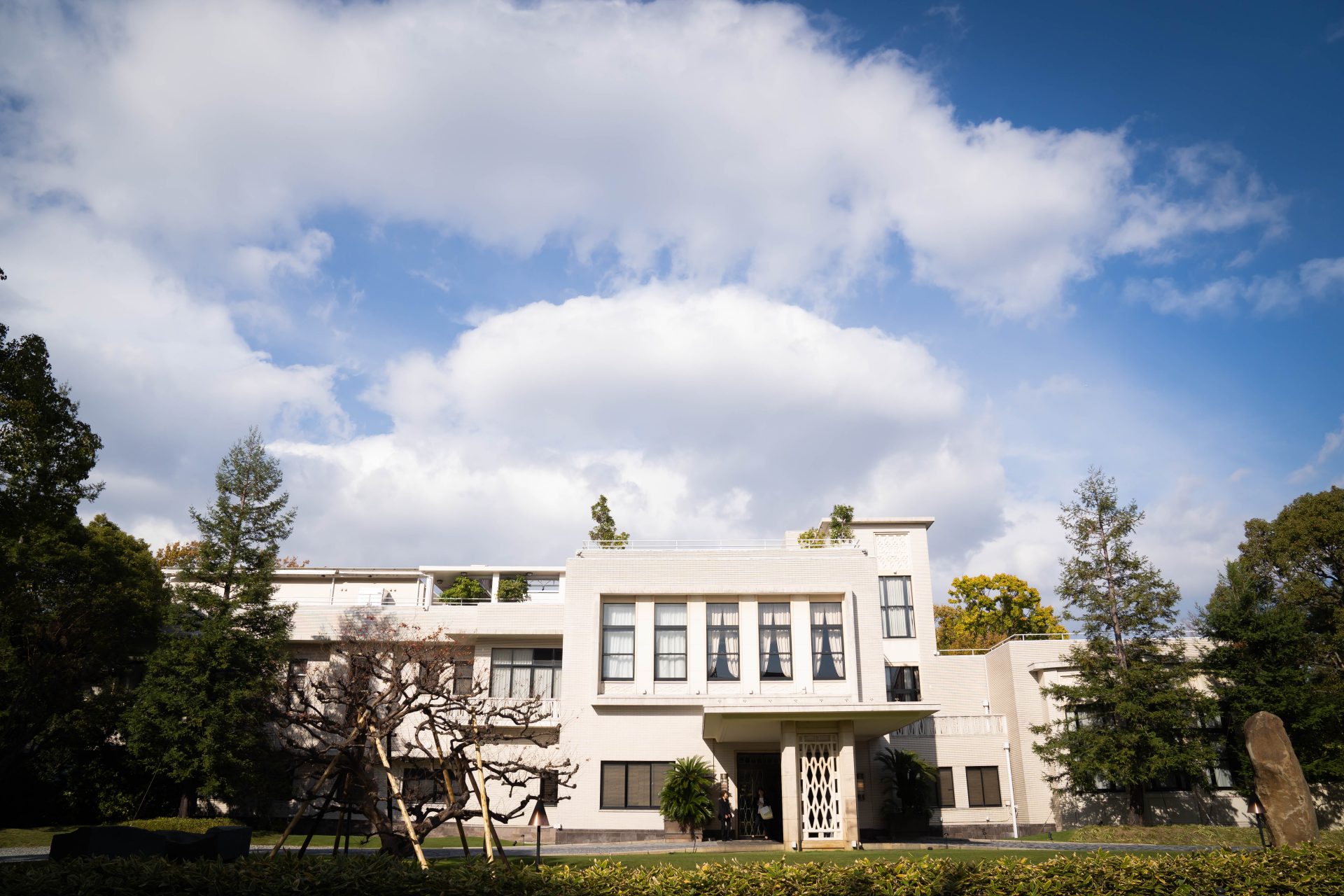 ザ・ガーデンオリエンタルオオサカで晴天に恵まれた日の素敵な前撮り