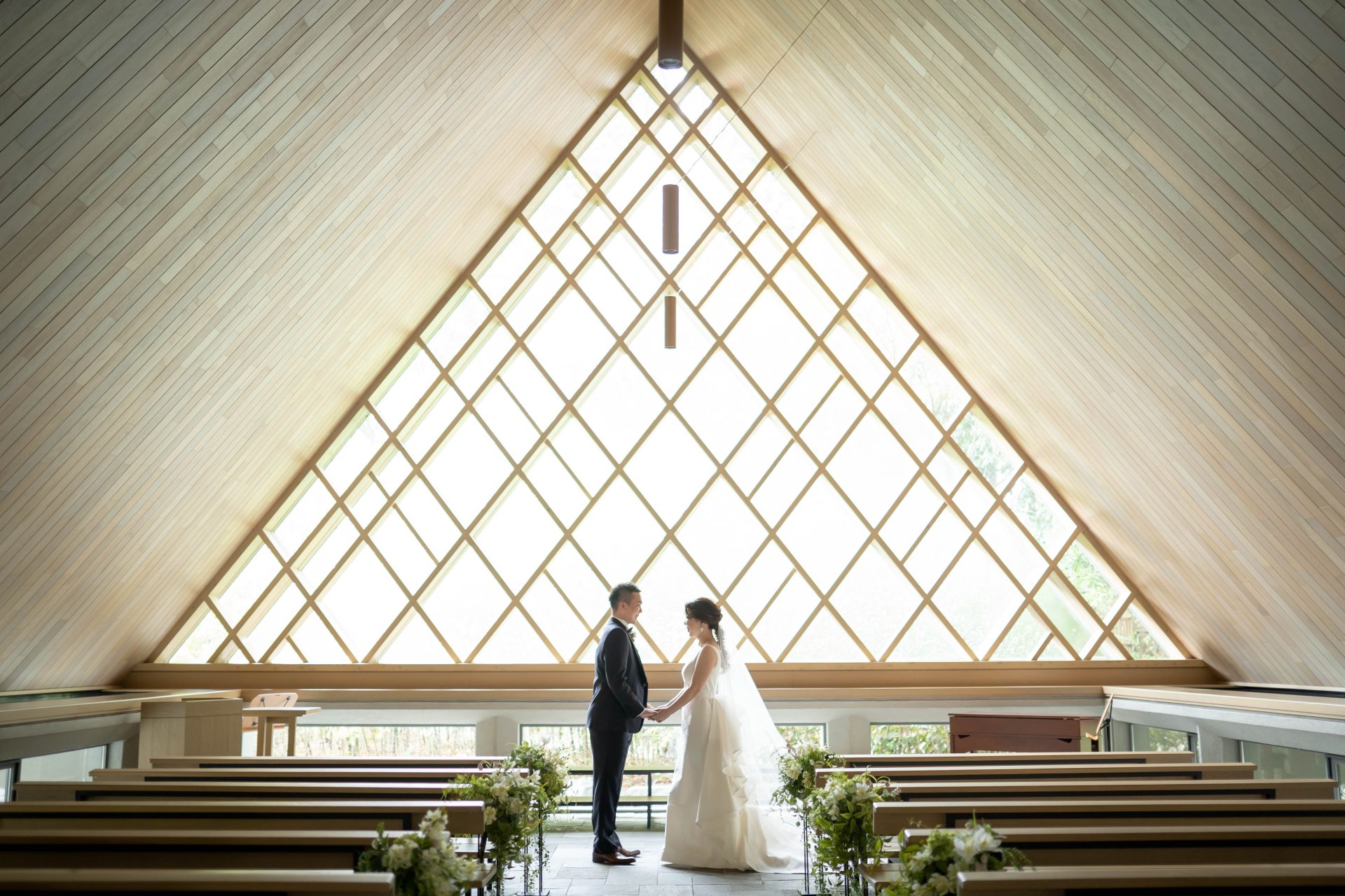 ザ・ガーデンオリエンタルオオサカの新館チャペルでの前撮り撮影