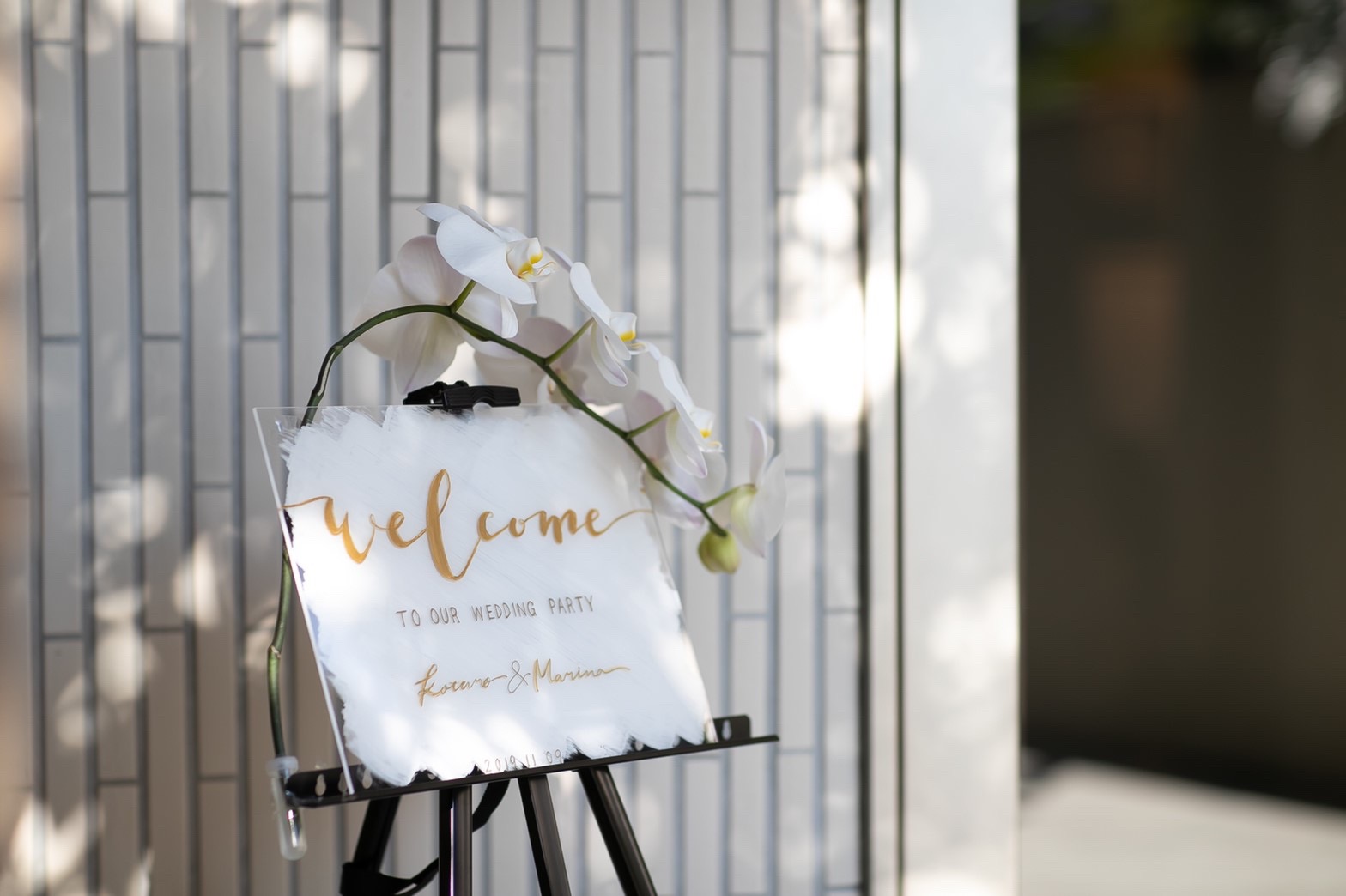 緑が豊かなTHE GARDEN ORIENTAL OSAKAでお式を挙げられたおふたりのウェルカムボード