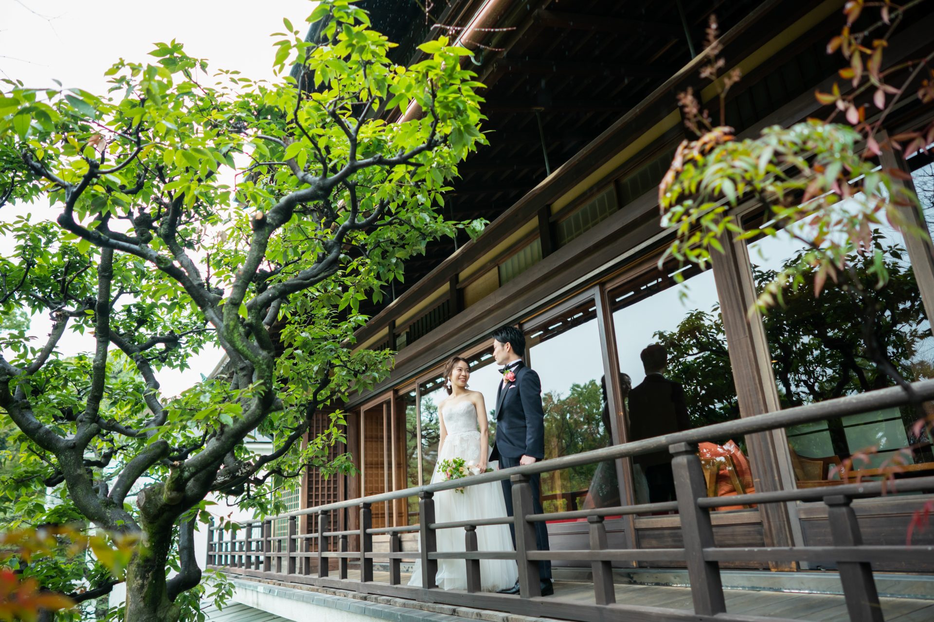 ガーデンウエディングにお召しいただきたいトリート神戸店にお取り扱いのあるナチュラルなミラズウィリンガーのウェディングドレス