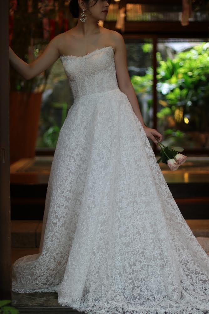 料亭河文とTHEKAWABUNNAGOYAでのお式と前撮りにおすすめのドレスブランドモニークルイリエ