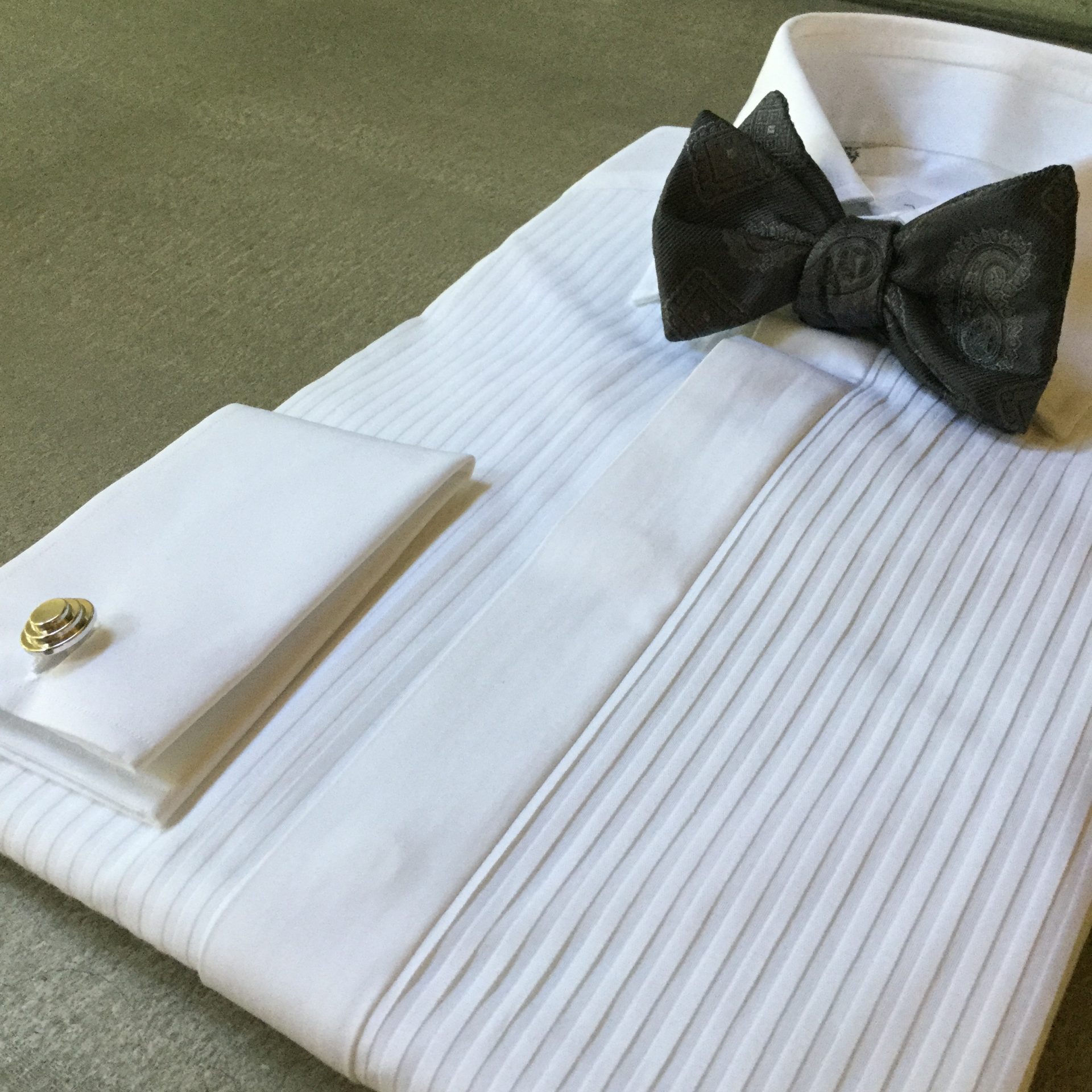 THE TREAT DRESSING京都店がご紹介するご新郎様におすすめのシャツブランドAVINO Laboratorio Napoletano