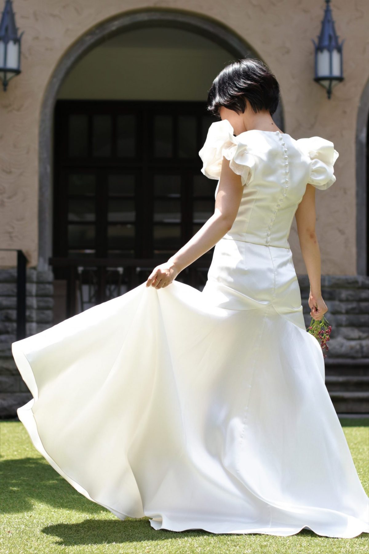 お洒落なイギリスの花嫁に大人気のハーフペニー・ロンドンのマーメイドラインのセパレートドレスがTHETREATDRESSINGに新作で入荷いたしました