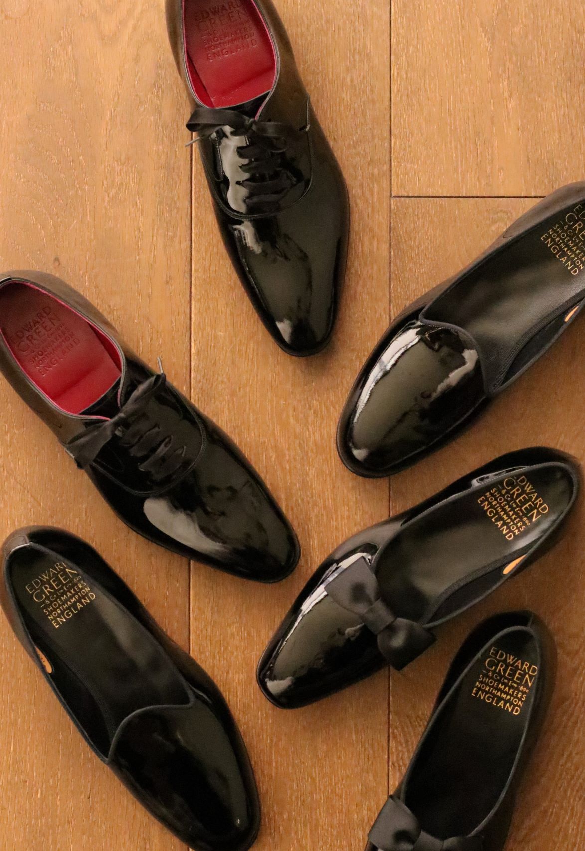 東京にあるインポートドレスを扱うドレスショップ、ザトリートドレッシングアディション店では、新郎様のインポートシューズも多数取り扱いをしております