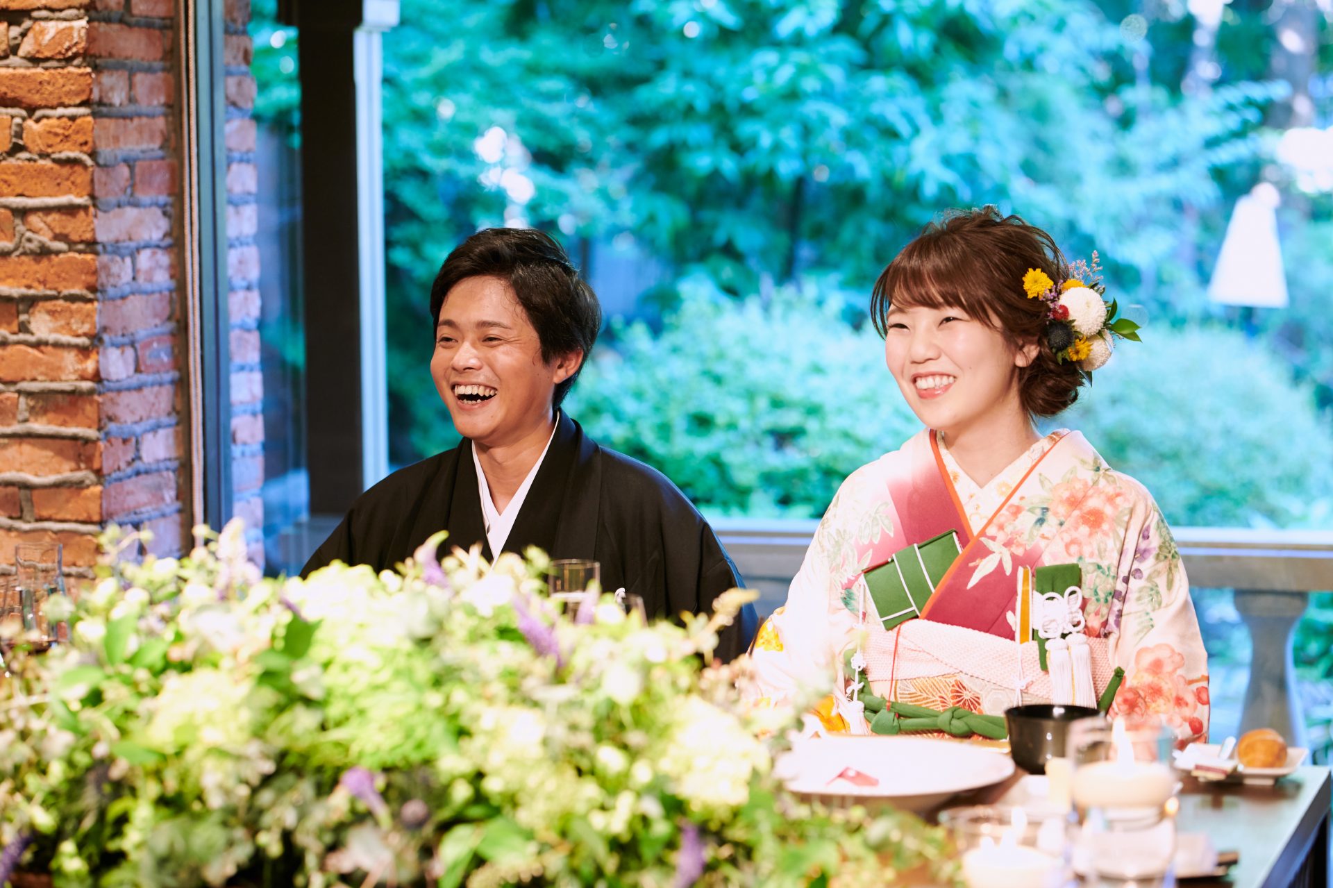 日本庭園を眺め迎える長野での結婚式。善光寺でのフォトウェディング、撮影でも映える和装を取り揃えています。