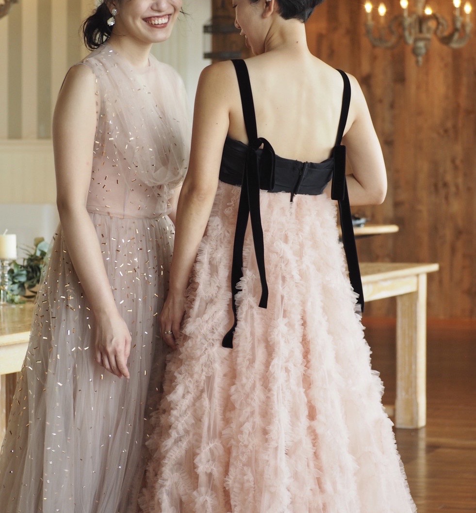 ザ・トリート・ドレッシング神戸店にお取り扱いのあるトリートメゾンとマルコ&マリアの新作カラードレスのご紹介