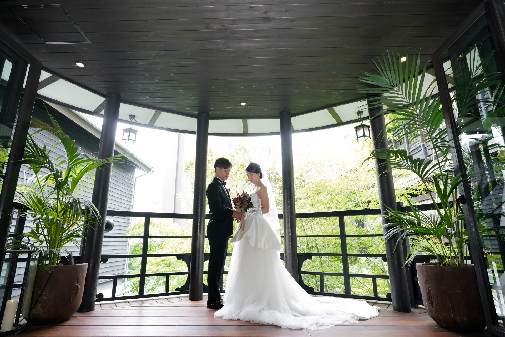 ザ・トリートドレッシング名古屋店提携の結婚式場ザ・カワブンナゴヤの新郎様におすすめのタキシード