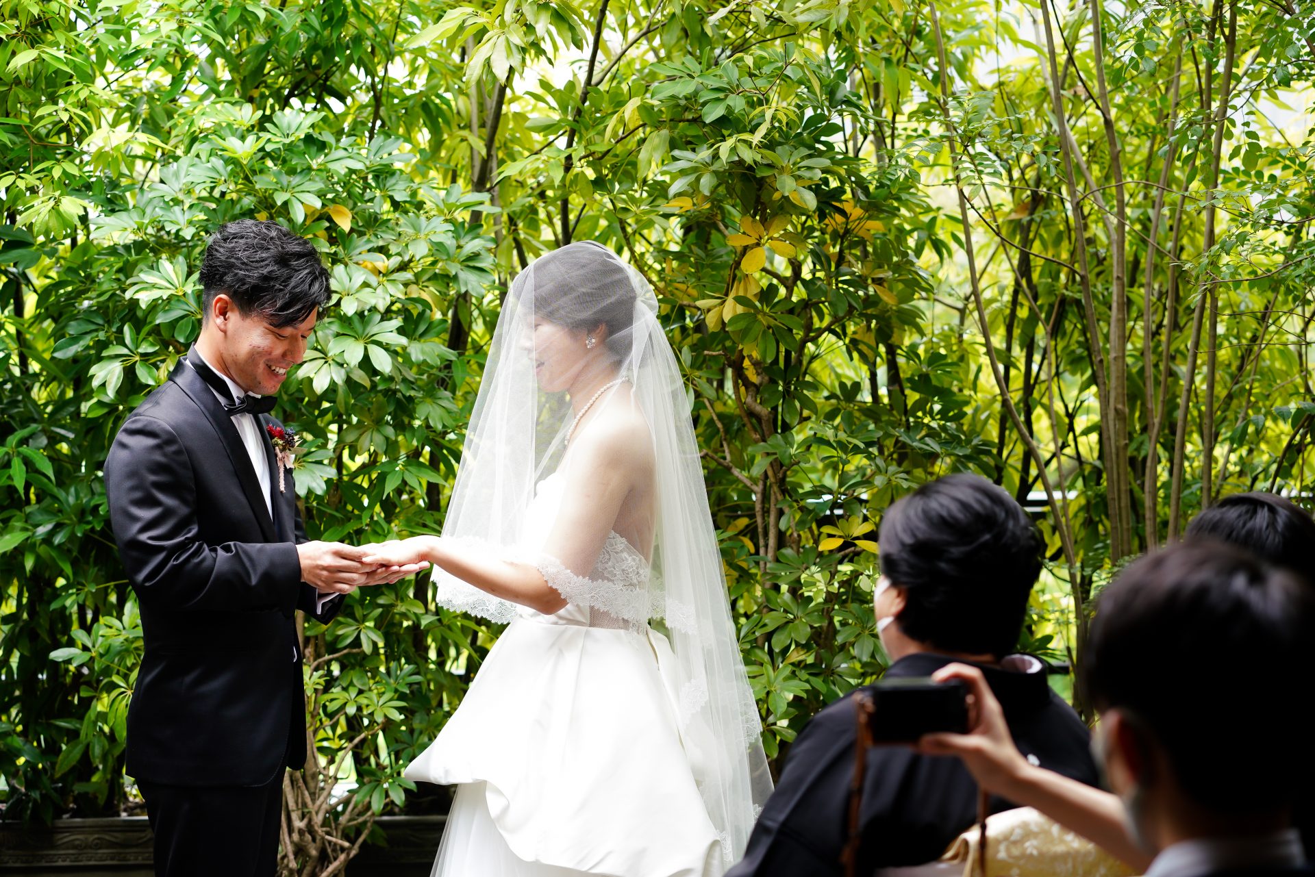 ザ・トリートドレッシング名古屋店提携の結婚式場ザ・カワブンナゴヤの新郎様におすすめのタキシード