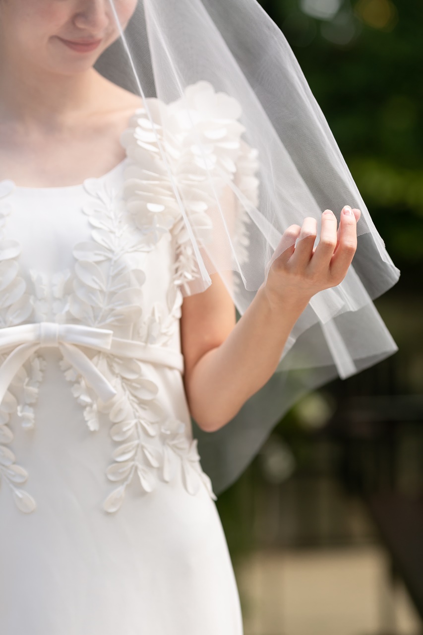 ザ・トリートドレッシング大阪店でお取り扱いしている藤の花をモチーフにしたヴィクター アンド ロルフ マリアージュのウエディングドレス