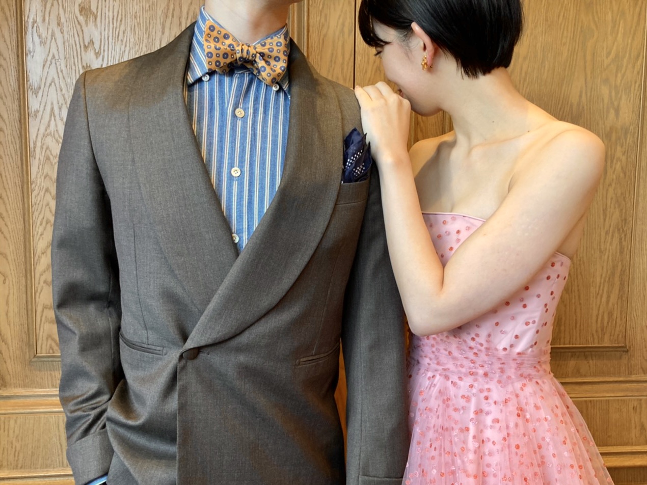 ナチュラルでアットホームなウェディングがイメージのご新郎ご新婦様にザトリートドレッシング名古屋店でおすすめのご新郎様のお色直しスタイル