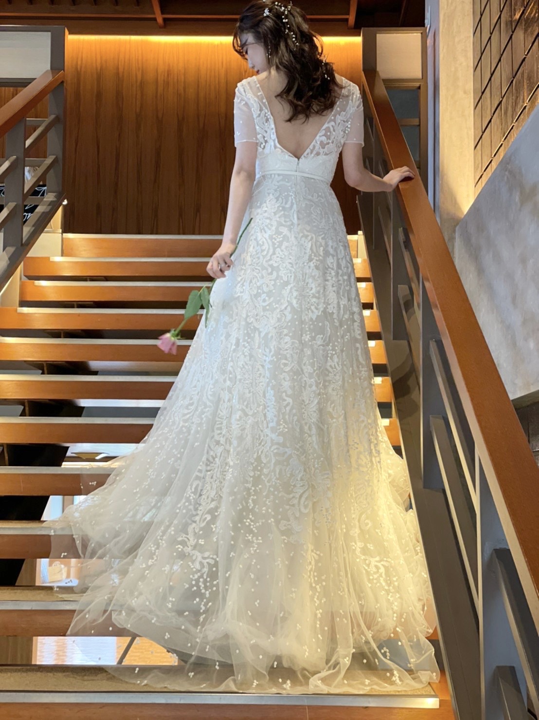 THE TREAT DRESSING(ザ・トリート・ドレッシング) よりELIE SAAB BRIDE(エリー・サーブ ブライド)のドレスのご紹介