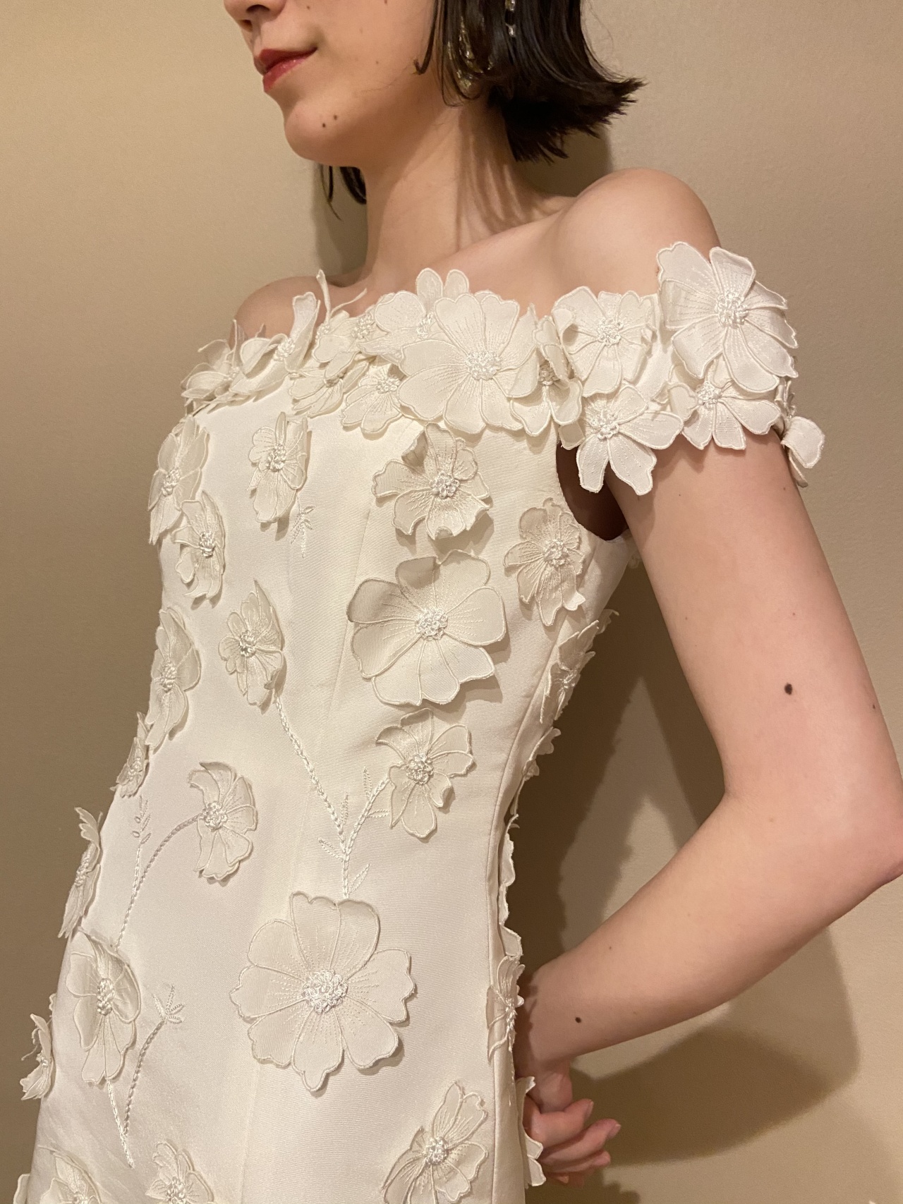 ロマンティックで女性らしいデザインのオスカー・デ・ラ・レンタのドレス