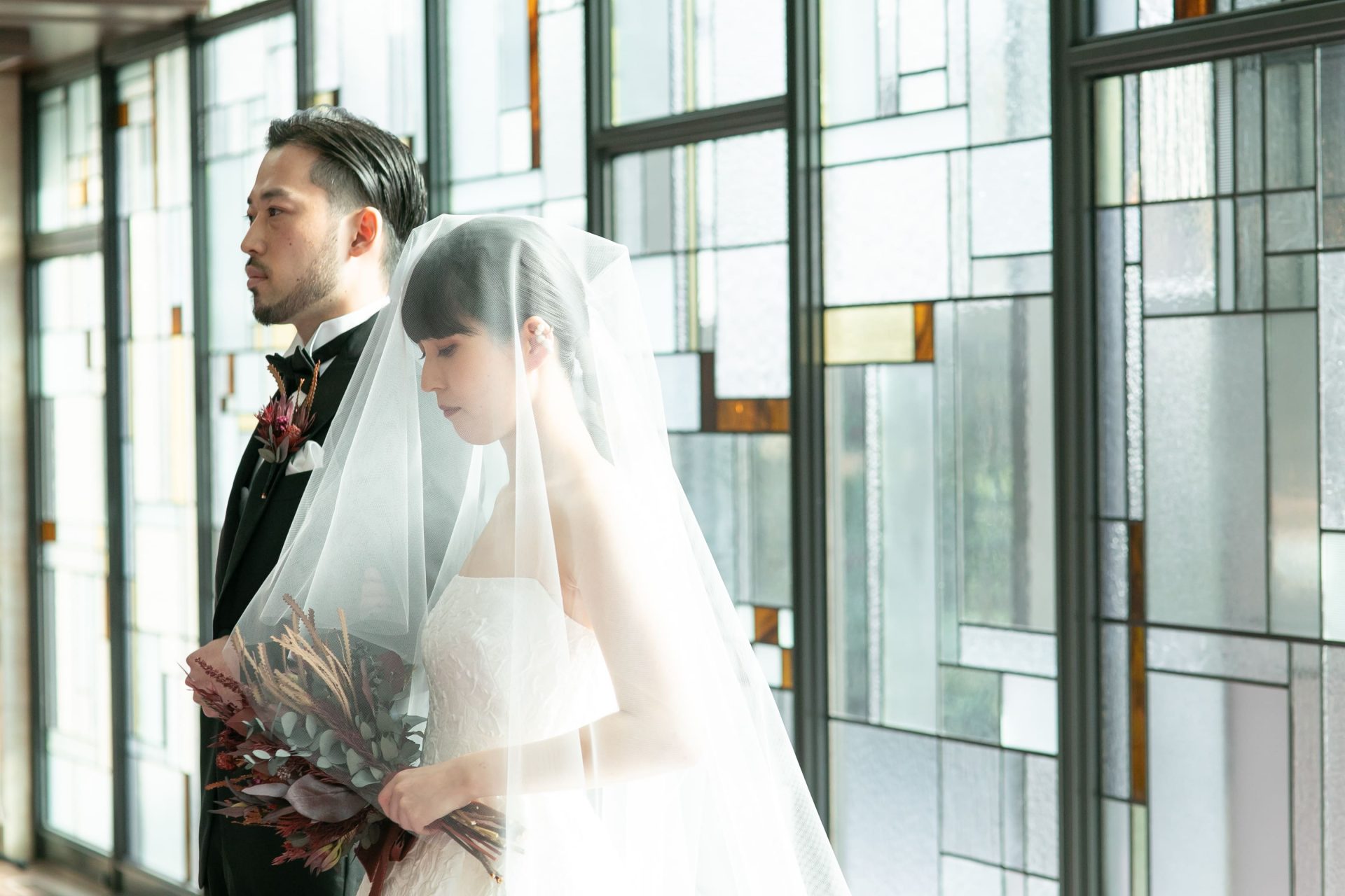 ザトリートドレッシング名古屋店の提携会場ザコンダーハウスにおすすめのモードで洗練されたコーディネート