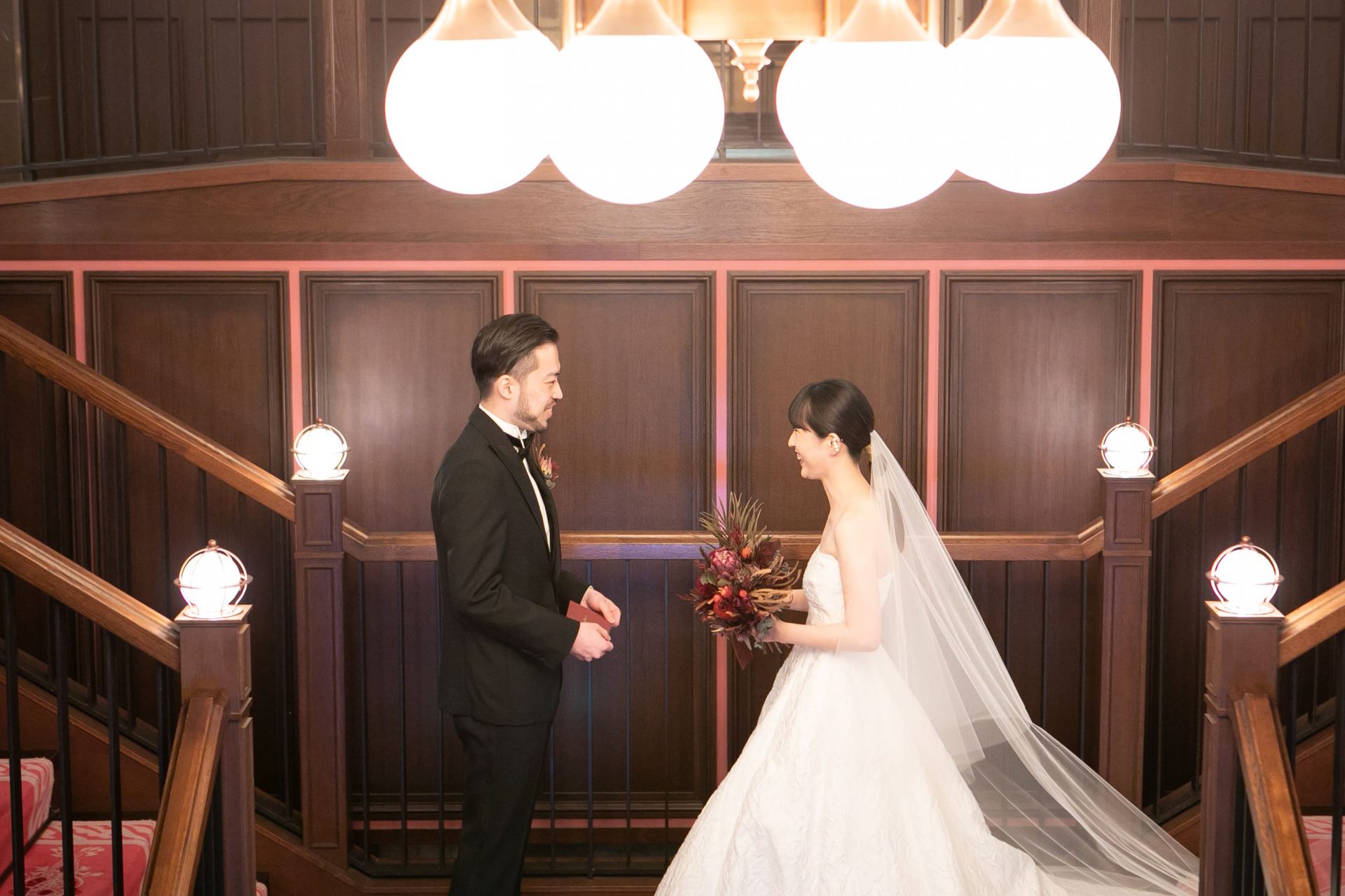 ザトリートドレッシング名古屋店の提携会場ザコンダーハウスにおすすめのモードで洗練されたコーディネート