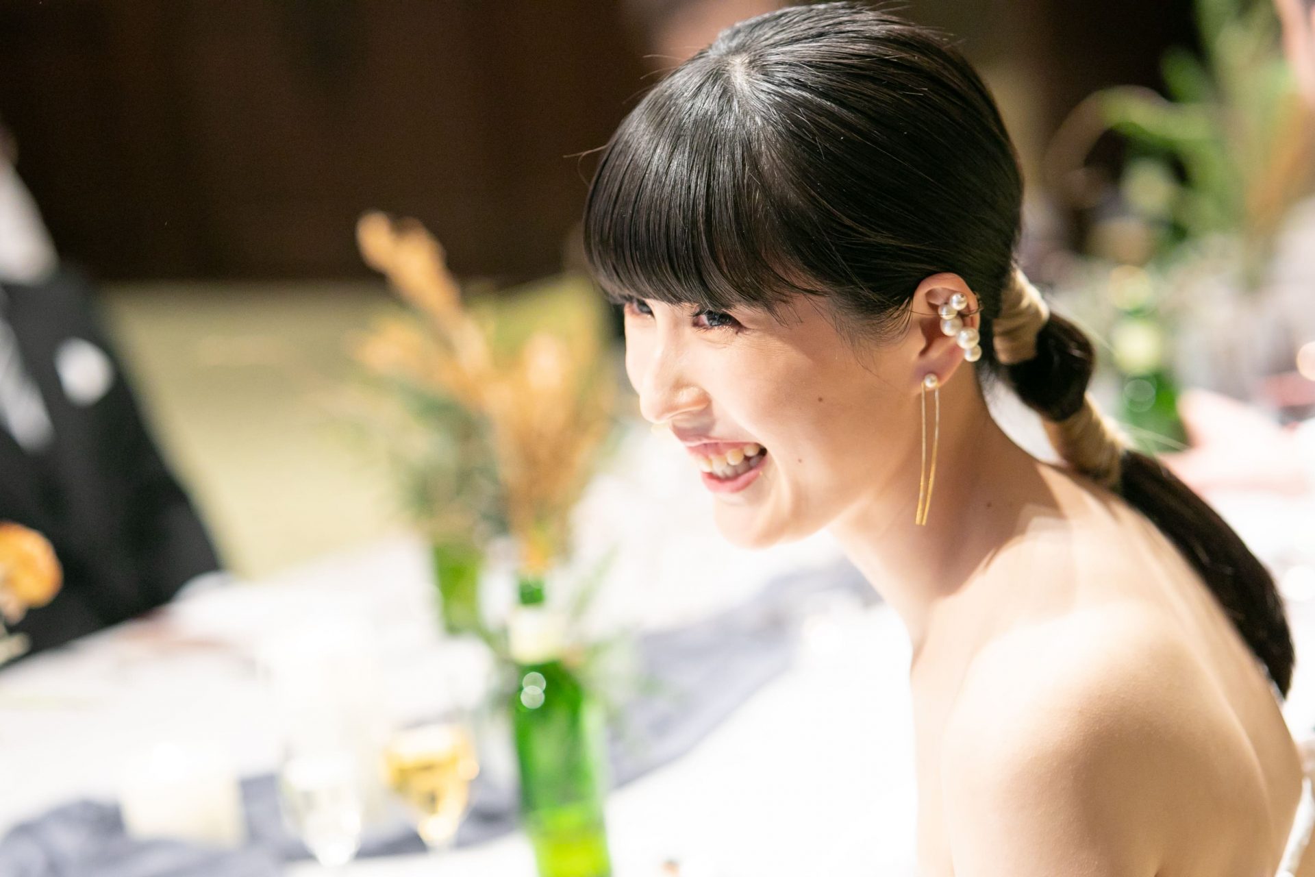 アットホームな結婚式におすすめのTHE TREAT DRESSINGで人気のLELAROSEのウェディングドレス