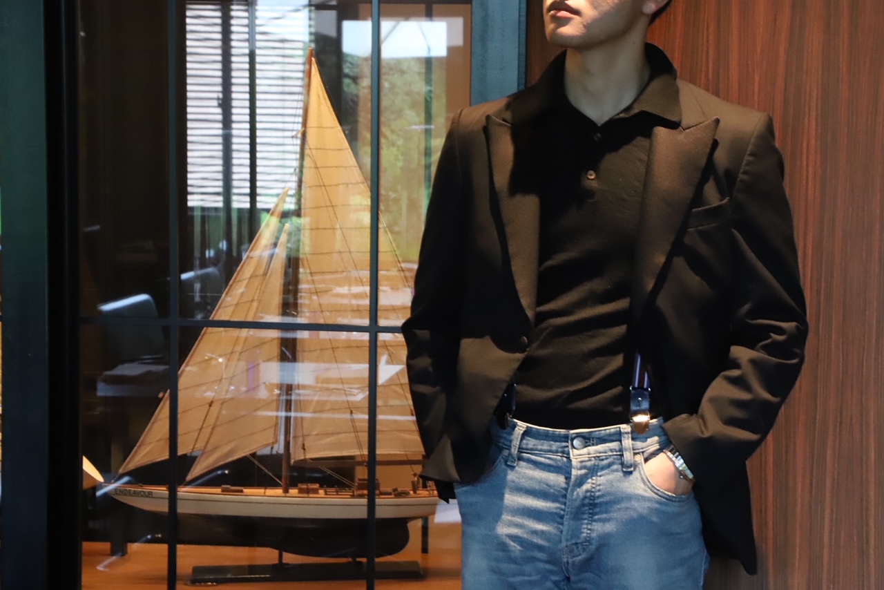 ザトリートドレッシング大阪店がご紹介するご新郎様におすすめのオーダータキシードを使用したカジュアルコーディネート