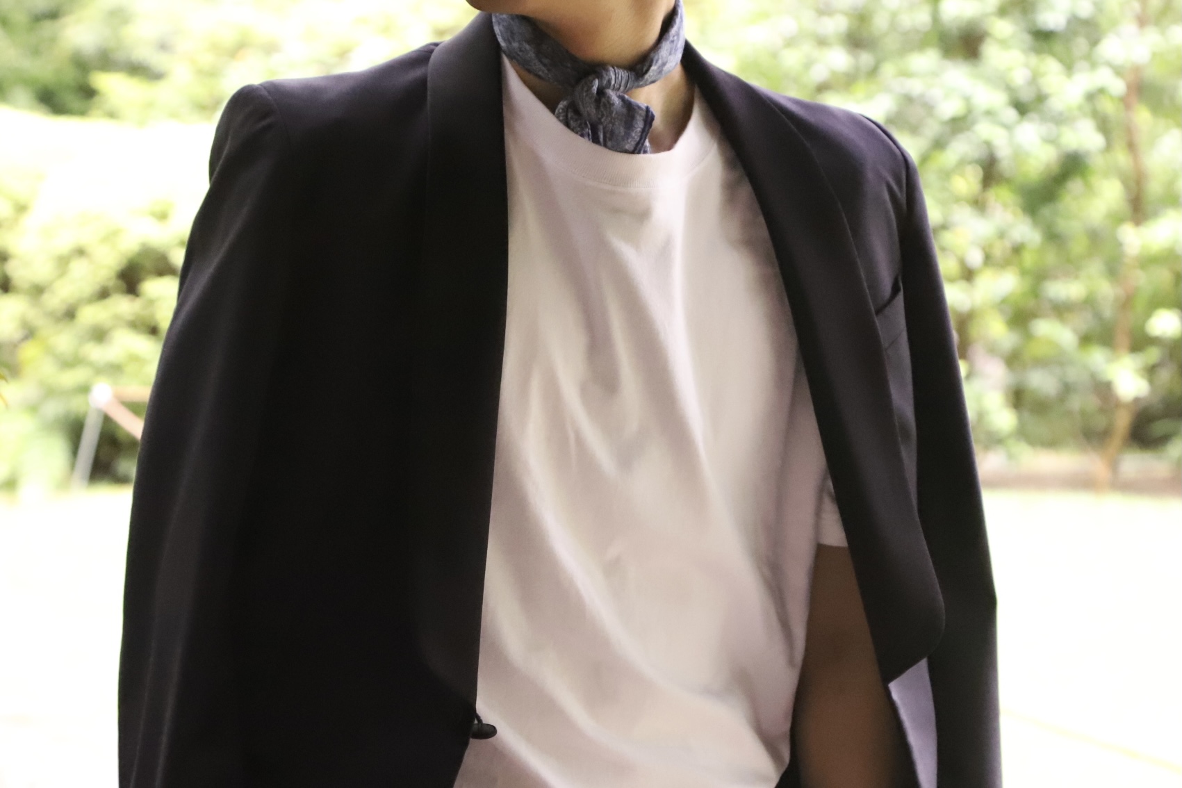 ザトリートドレッシング大阪店がご紹介するご新郎様におすすめのオーダータキシードを使用したカジュアルコーディネート