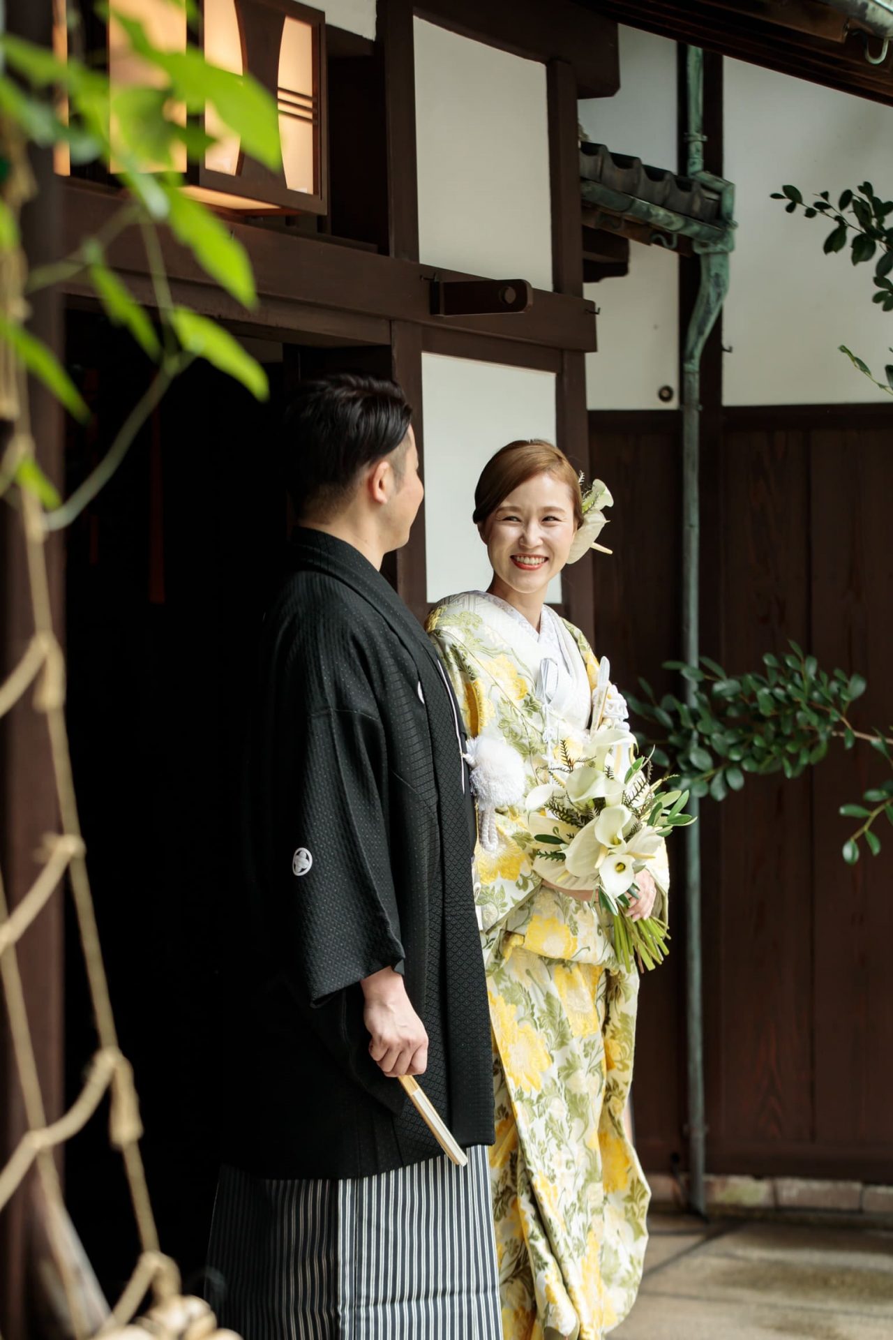 ザトリートドレッシング名古屋店から前撮りにおすすめの黄色の色打掛