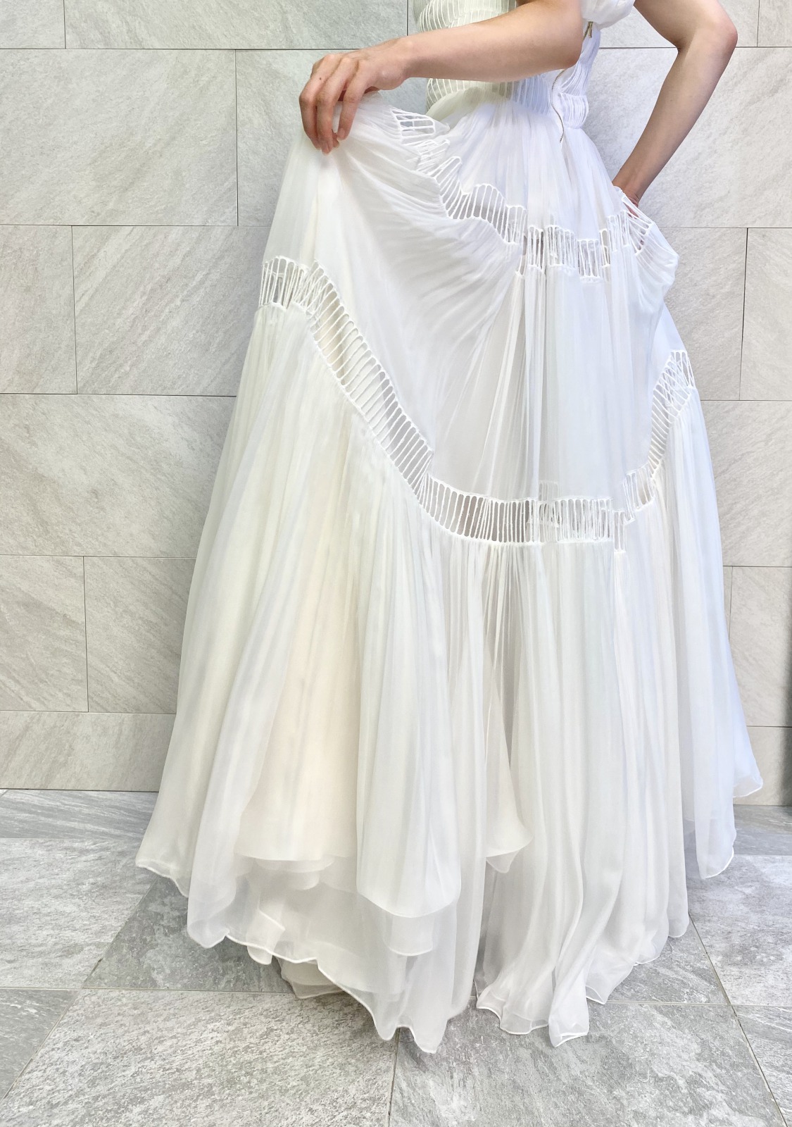 シフォンのAラインナチュラルウェディングドレス