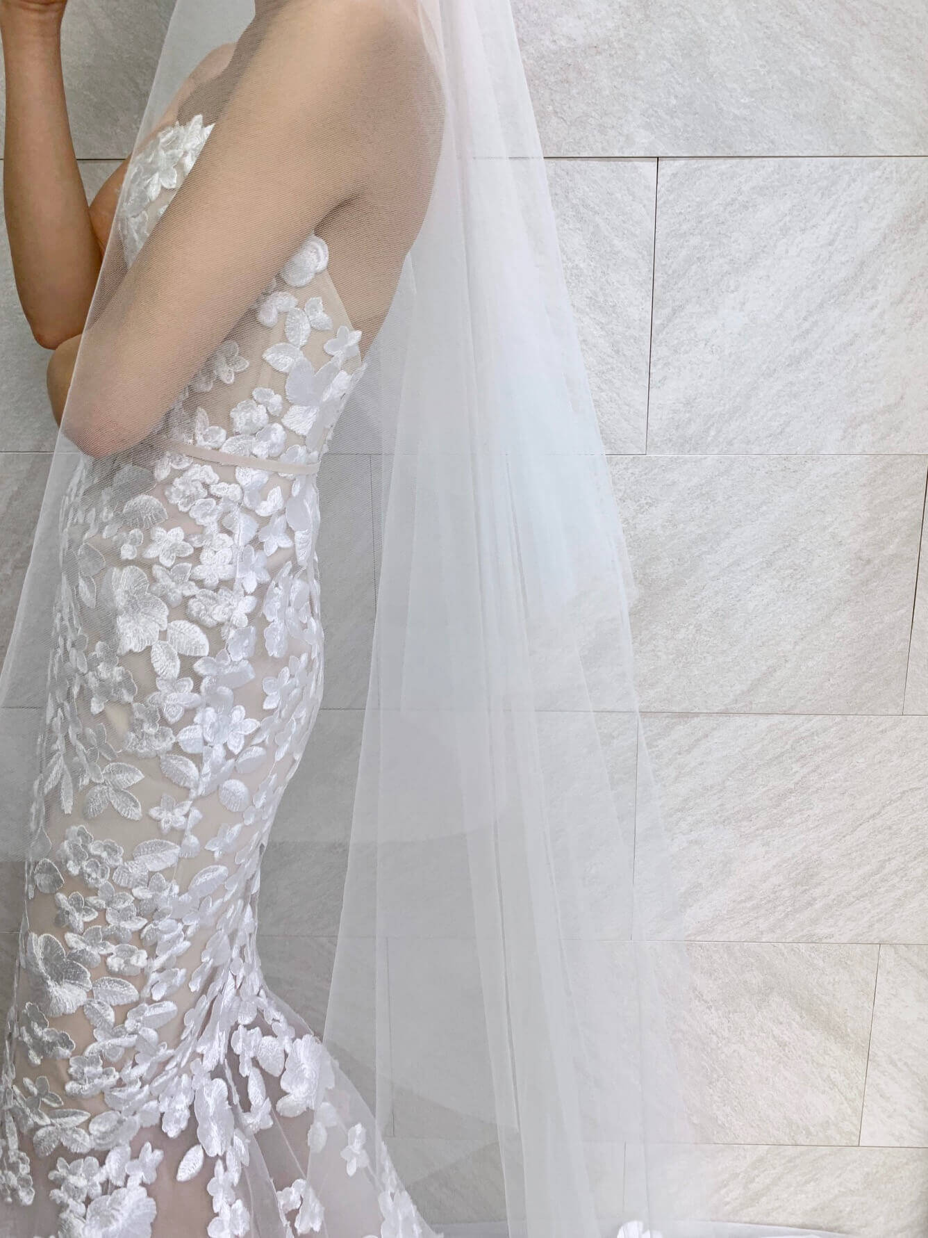 ザトリートドレッシングアディション店に入荷したスタイルが綺麗に見えるミラズウィリンガーのウエディングドレス