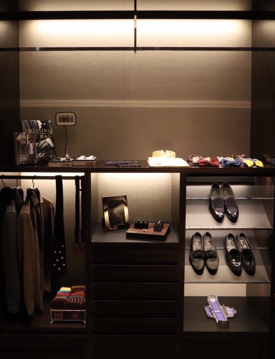 神戸でおしゃれな新郎タキシードを取り揃えるザ・トリート・ドレッシング