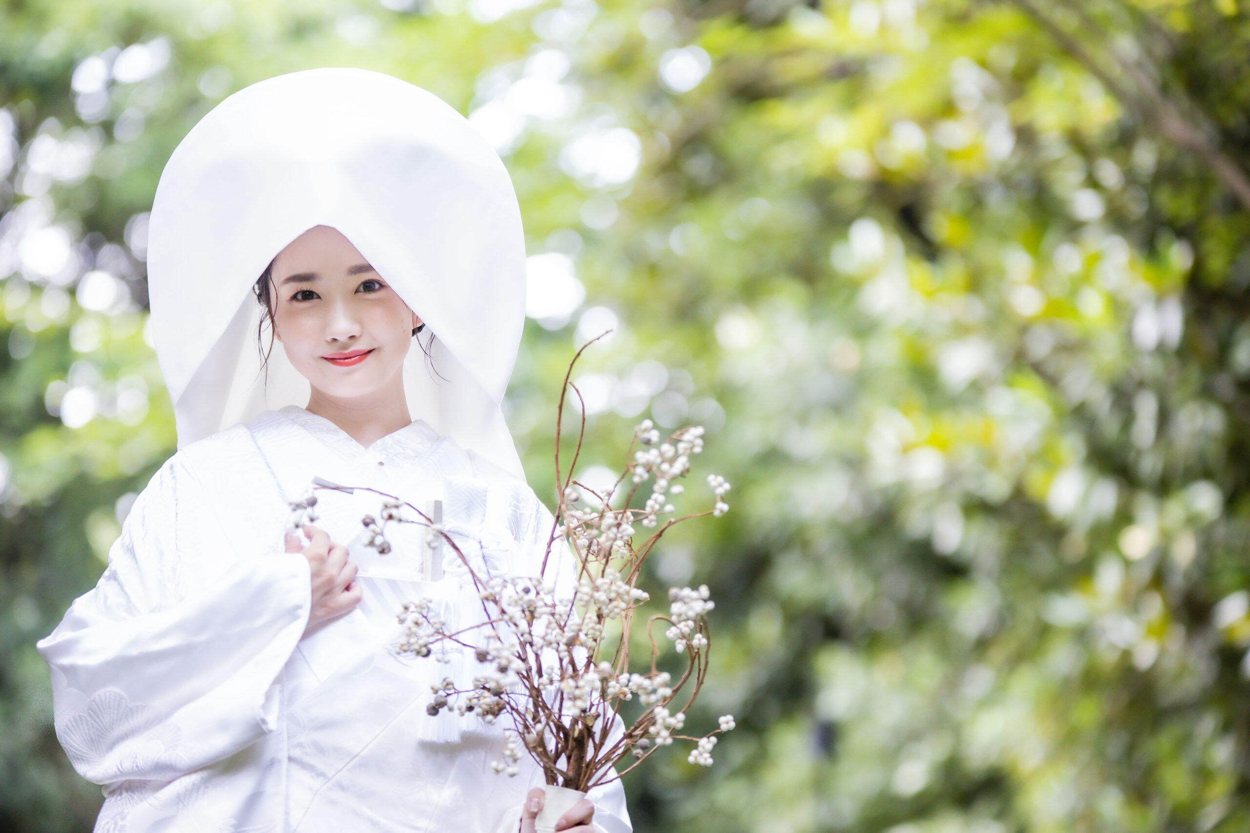 綿帽子を使用した挙式の白無垢スタイル