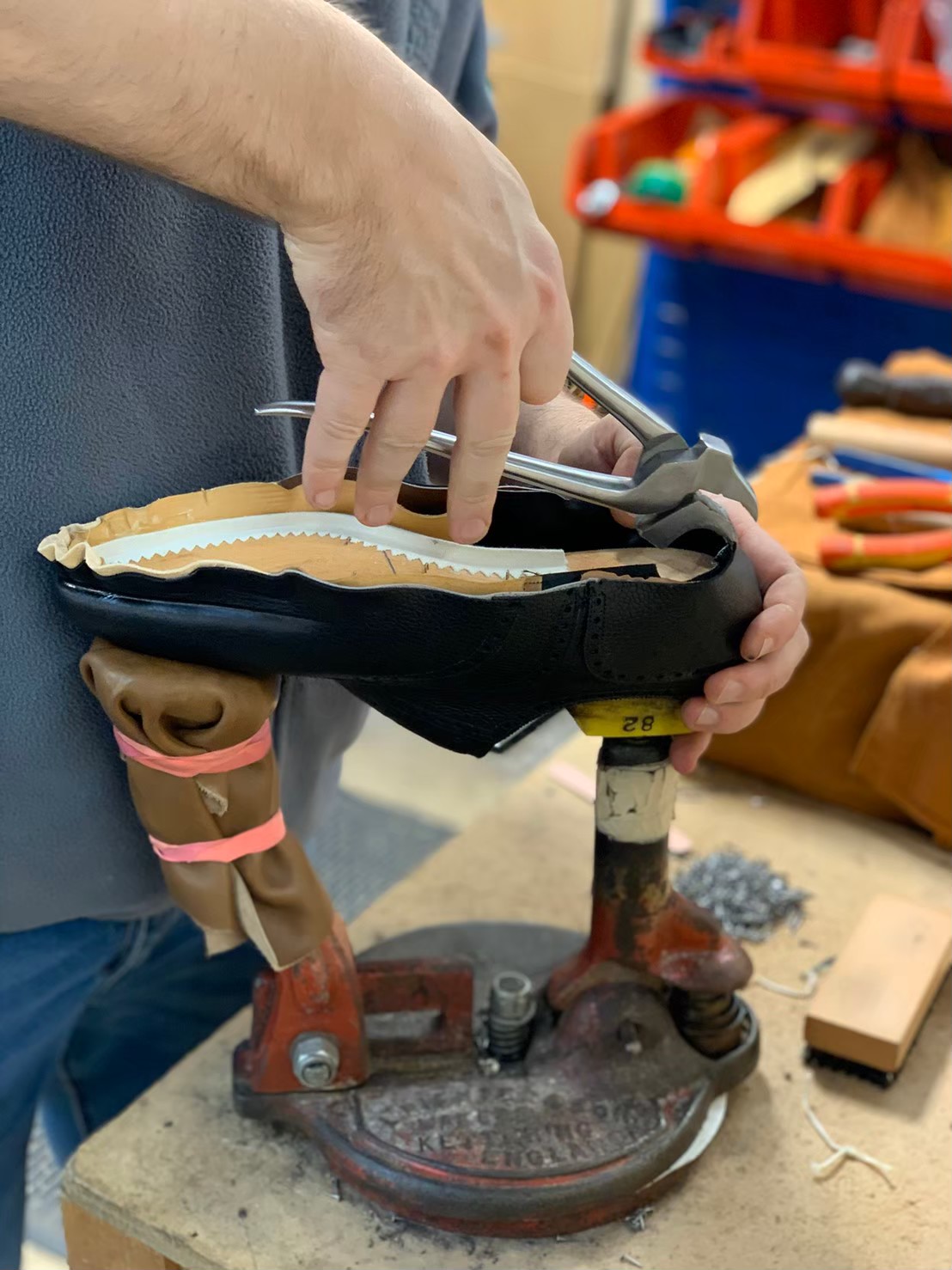 ザトリートドレッシング大阪店がご紹介するご新郎様におすすめのフォーマルシューズ