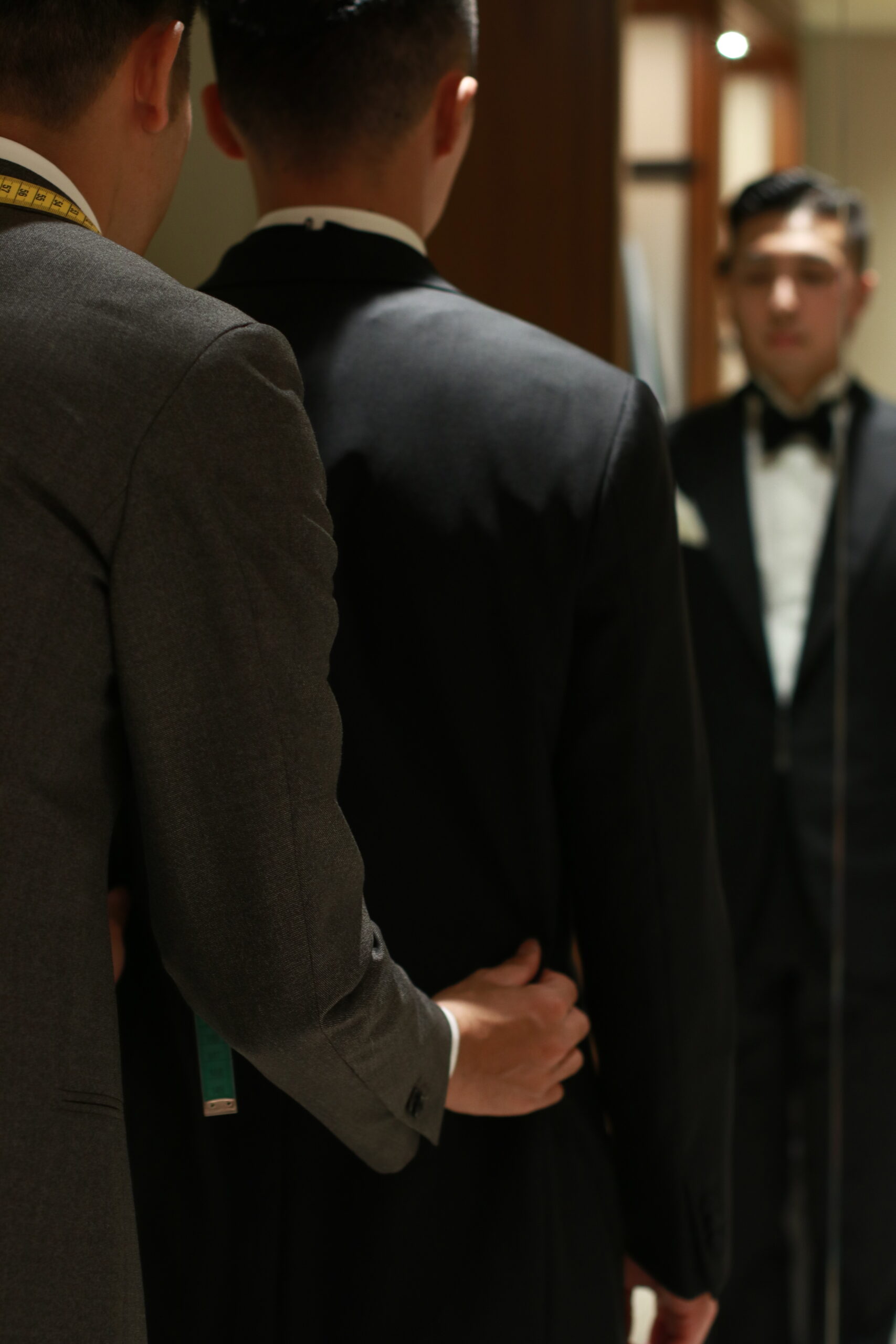 東京・表参道にあるトリートジェントルマンのオーダータキシードは2つのモデルをご準備しており、全てプロのコーディネーターより身体に合わせて細かく採寸をしてお作りいたします